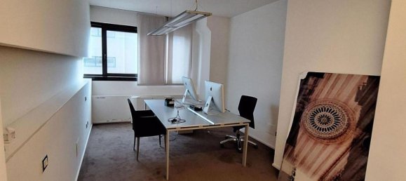 1067m² Office in Perugia, Italy No. 376334 14