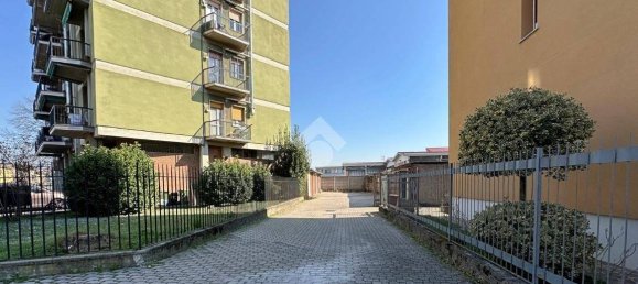 Garage à Carate Brianza, Italy 16m² No. 73831 2