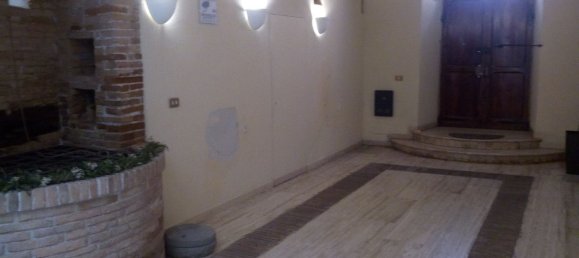 7 rooms Apartment in Alba Adriatica, Italy No. 91573 2