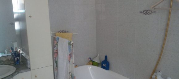 7 rooms Apartment in Alba Adriatica, Italy No. 91573 3