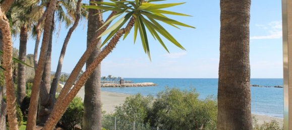 3 bedrooms Apartment in Limassol, Cyprus No. 12482 2