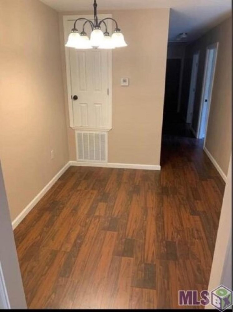 6 bedrooms House in Baton Rouge, USA No. 378964