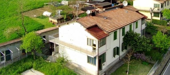 Apartamento de 3 habitaciónes en Montese, Italy No. 231711 4
