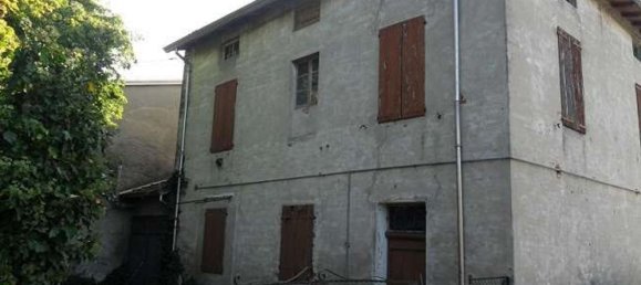 10 rooms House in Roccabianca, Italy No. 146764 2