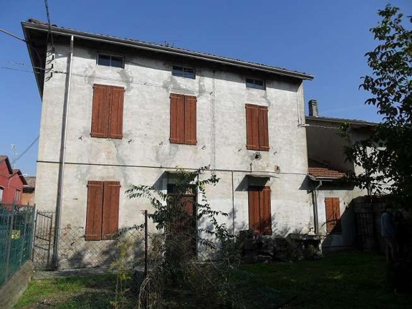 10 rooms House in Roccabianca, Italy No. 146764