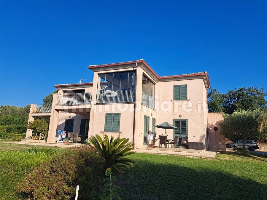 3 bedrooms Apartment in Vibo Valentia, Italy No. 339515