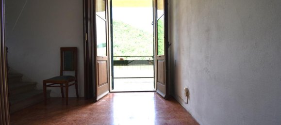 Villa de 5 habitaciónes en Calestano, Italy No. 2060 11
