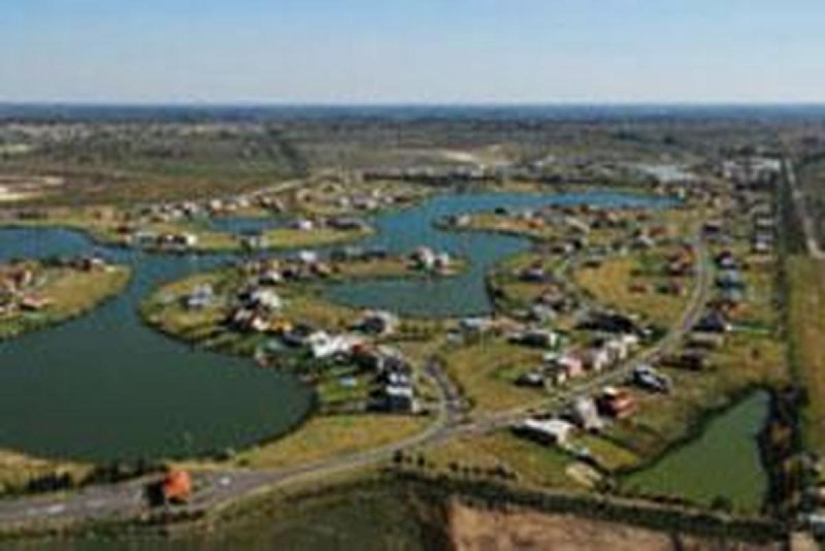  Land in Tigre, Argentina No. 41630