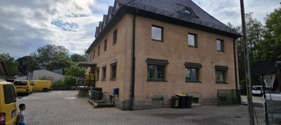 188m² Building in Kirchenlamitz, Germany No. 36203 3