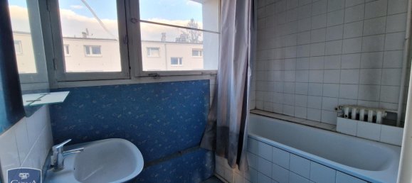 1 bedroom Apartment in Chartres, France No. 73787 10