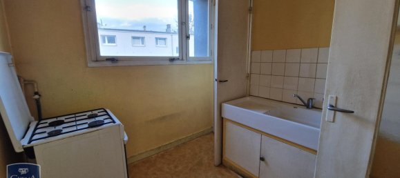 1 bedroom Apartment in Chartres, France No. 73787 18