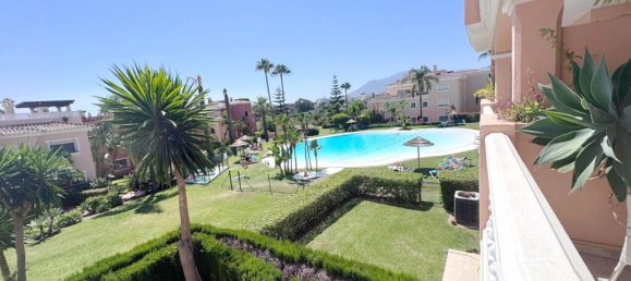 Apartamento T2 em Estepona, Spain N.º 246122 4