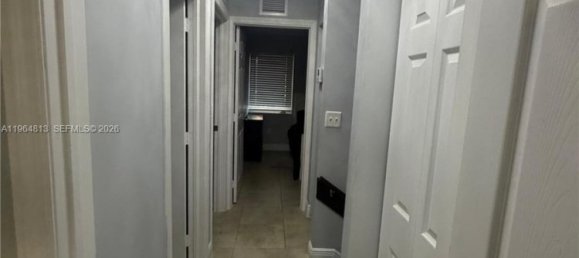 3 Schlafzimmer Gewerbliche Immobilien in Miami, USA, Nr. 615580 20