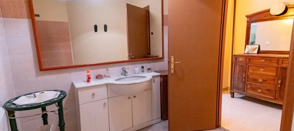 2 bedrooms Villa in Vallecrosia, Italy No. 68930 21