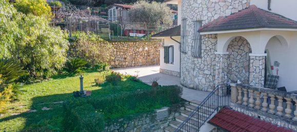 2 bedrooms Villa in Vallecrosia, Italy No. 68930 25