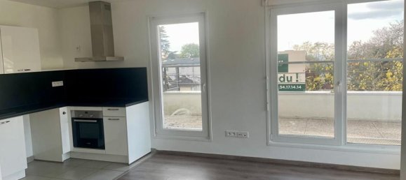 2 chambres Appartement à Montmorency, France No. 178708 12