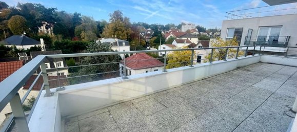 2 chambres Appartement à Montmorency, France No. 178708 10