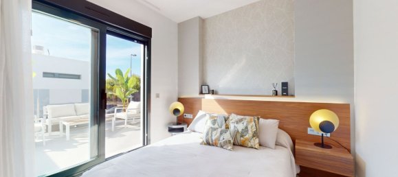 3 bedrooms House in Los Alcazares, Spain No. 286264 19