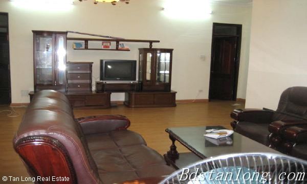 3 bedrooms Apartment in Cau Giay, Vietnam No. 6430