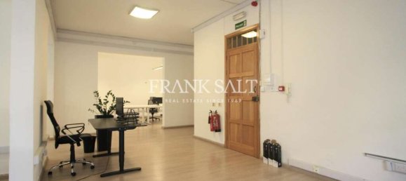 Офис 400м² в Слима, Мальта № 4021 2