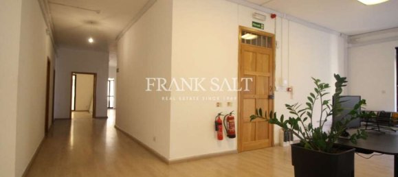 Офис 400м² в Слима, Мальта № 4021 4