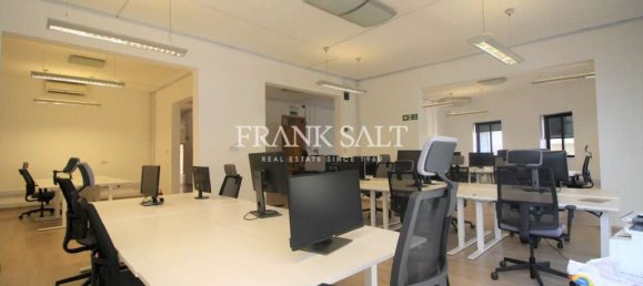 Офис 400м² в Слима, Мальта № 4021 17