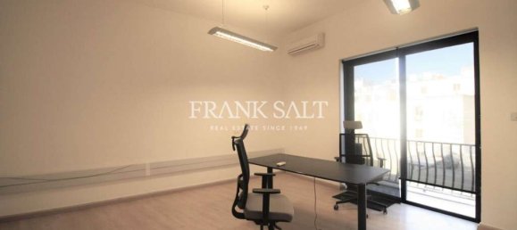 Офис 400м² в Слима, Мальта № 4021 11