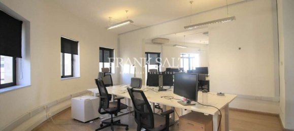 Офис 400м² в Слима, Мальта № 4021 15