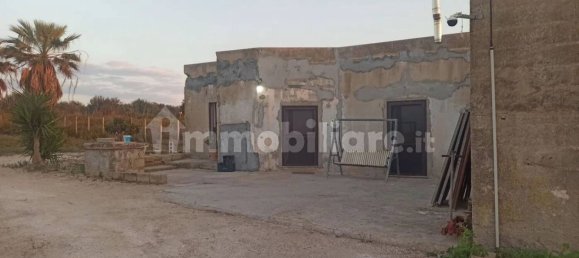 Villa de 4 dormitorios en Pachino, Italy No. 68408 3