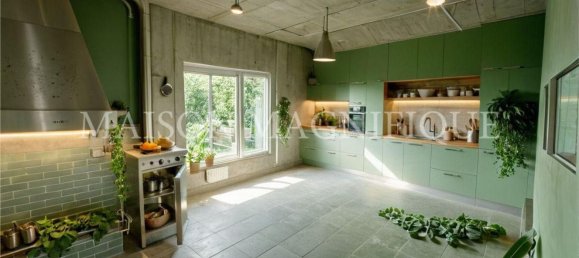 4 rooms House in Argenta, Italy No. 103855 3