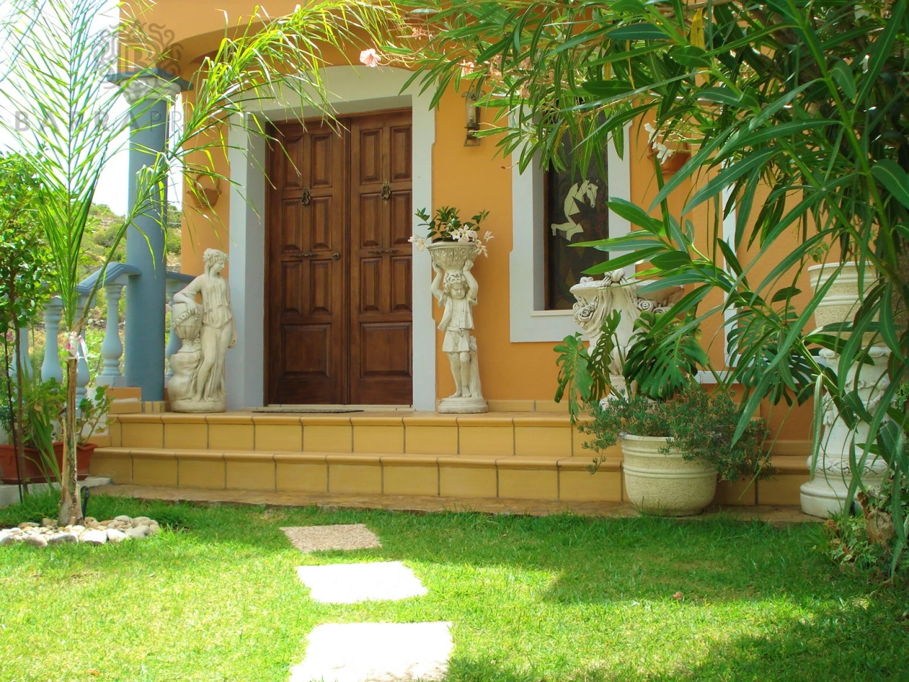 Casa de 5 dormitorios en Faro, Portugal No. 67718