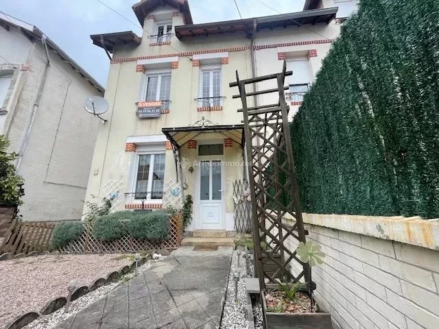 3 bedrooms Townhouse in Neufchateau, France No. 63421