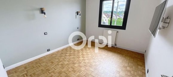 3 bedrooms House in Brive-la-Gaillarde, France No. 304629 11