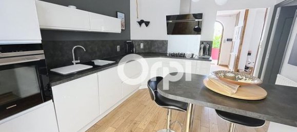 3 bedrooms House in Brive-la-Gaillarde, France No. 304629 7