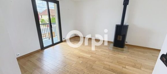 3 bedrooms House in Brive-la-Gaillarde, France No. 304629 5