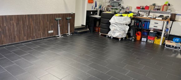 12-salle Bâtiment à Remscheid, Germany No. 8090 21