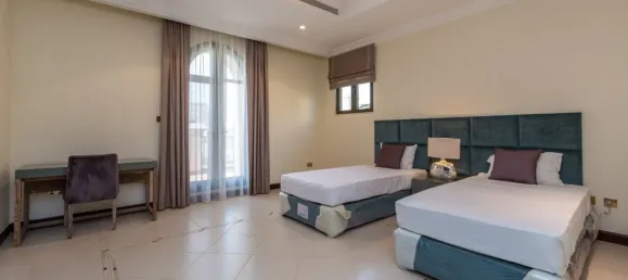 Villa de 4 dormitorios en Palm Jumeirah, UAE No. 108436 9