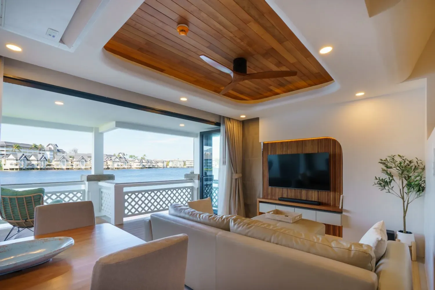 2 bedrooms Condominium for sale in Bang Tao, Phuket, Southern Thailand, Thailand № 80323