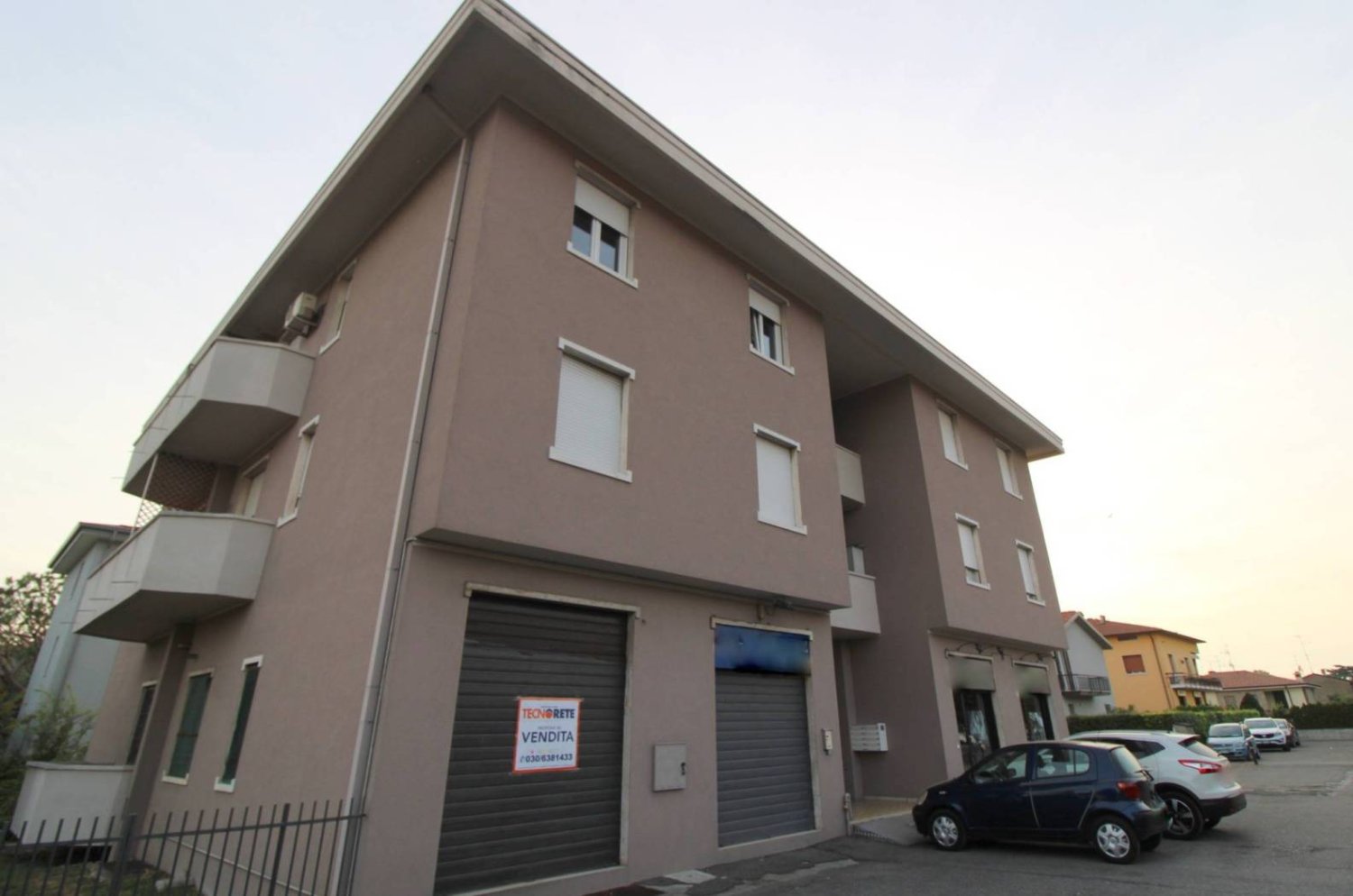 1 room Office in Gussago, Italy No. 75080