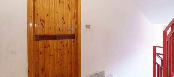 2 bedrooms Apartment in Mascalucia, Italy No. 313376 2
