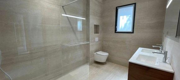 3 bedrooms Villa in Ajaccio, France No. 304212 2