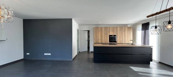 4 rooms House in Erlangen-Hochstadt, Germany No. 361644 5