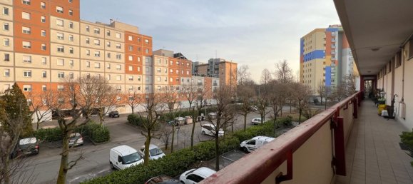 5 bedrooms Apartment in Modena, Italy No. 312536 4