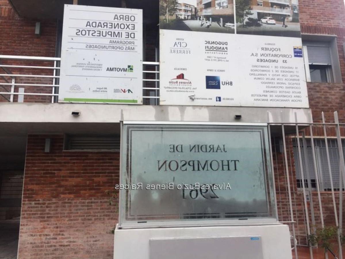 2 bedrooms Apartment in Montevideo, Uruguay No. 5050