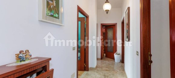 3 bedrooms Villa in Mezzago, Italy No. 226677 11