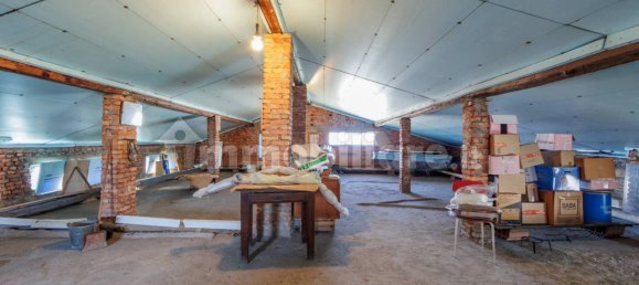 3 bedrooms Villa in Mezzago, Italy No. 226677 15