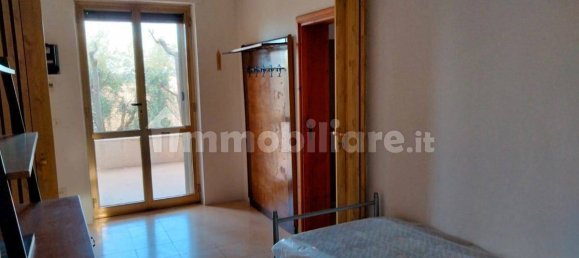 3 Schlafzimmer Villa in Lizzano, Italy, Nr. 85870 40
