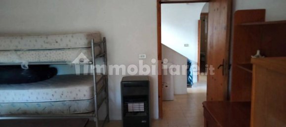 3 Schlafzimmer Villa in Lizzano, Italy, Nr. 85870 43