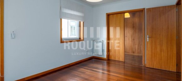 4 bedrooms House in Matosinhos, Portugal No. 97434 11