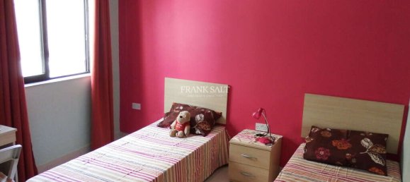 4 bedrooms Penthouse in Msida, Malta No. 4050 21